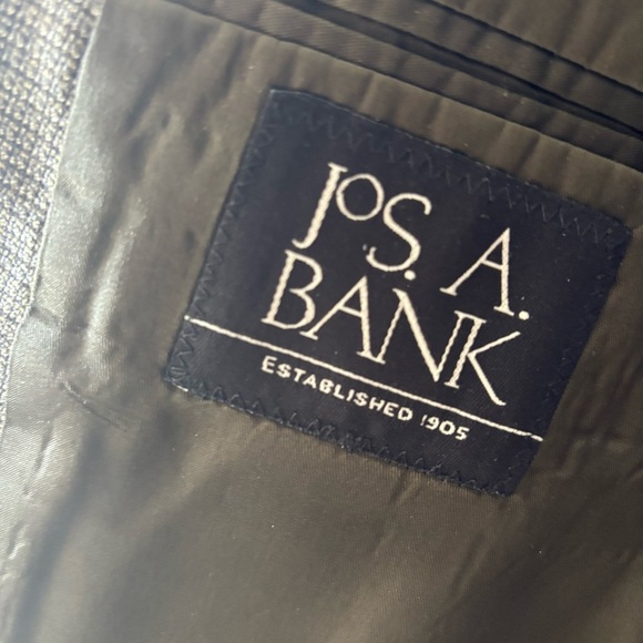 Jos. A. Bank Plaid Blazer - Picture 4 of 9